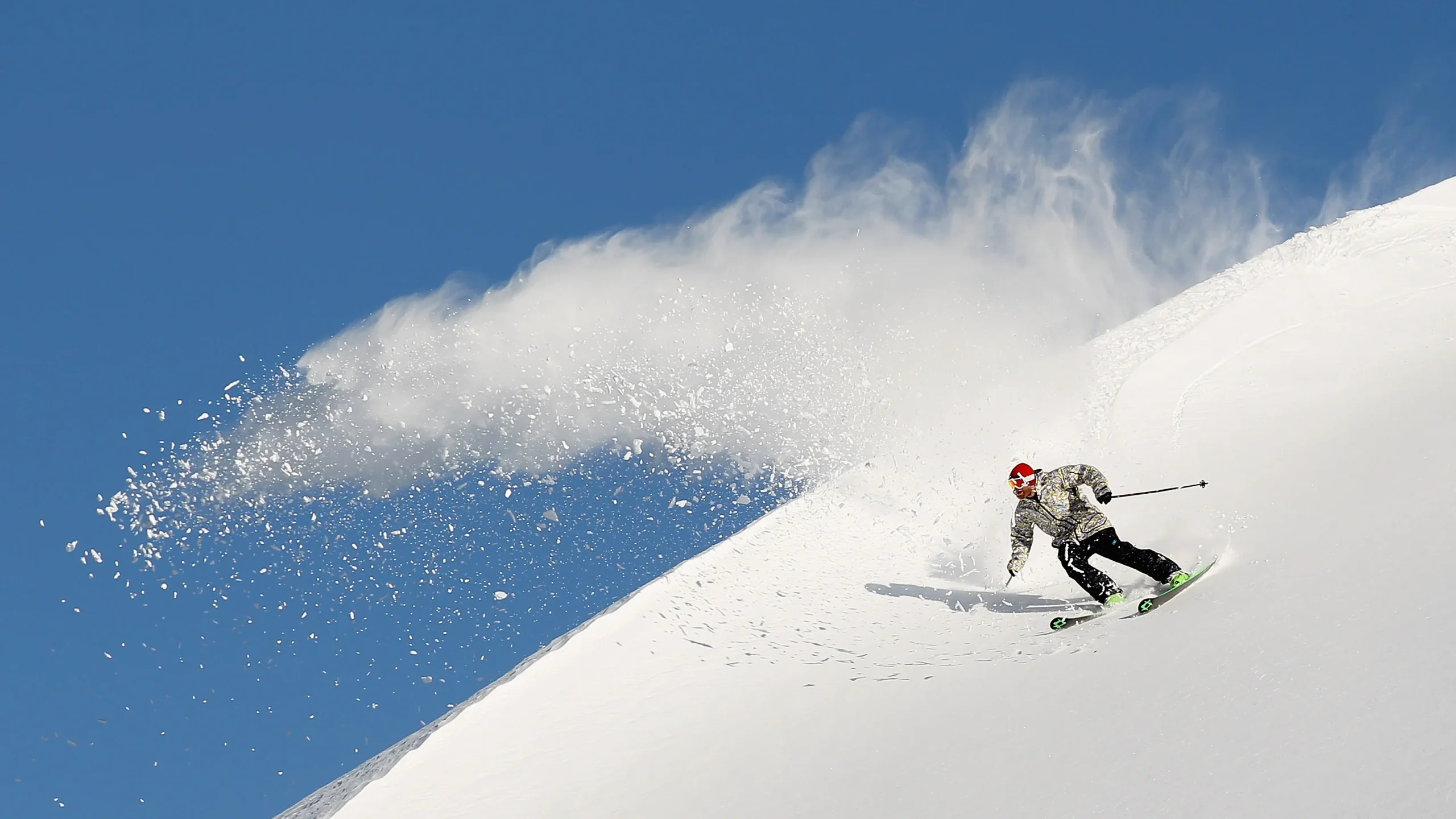 Front Page 36 Front Page -Ski Shop 120088397 scaled